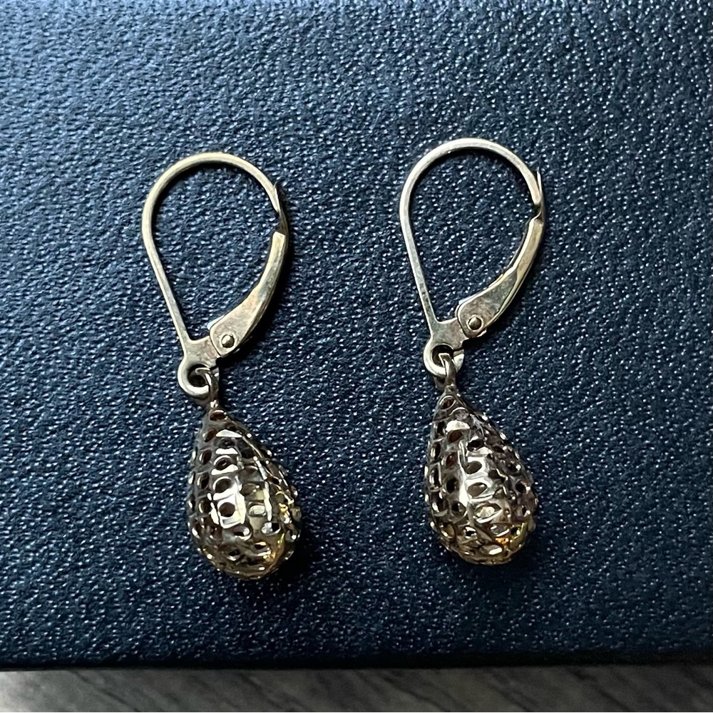 Michael Anthony 10k gold earrings elegant new - Picture 8 of 9